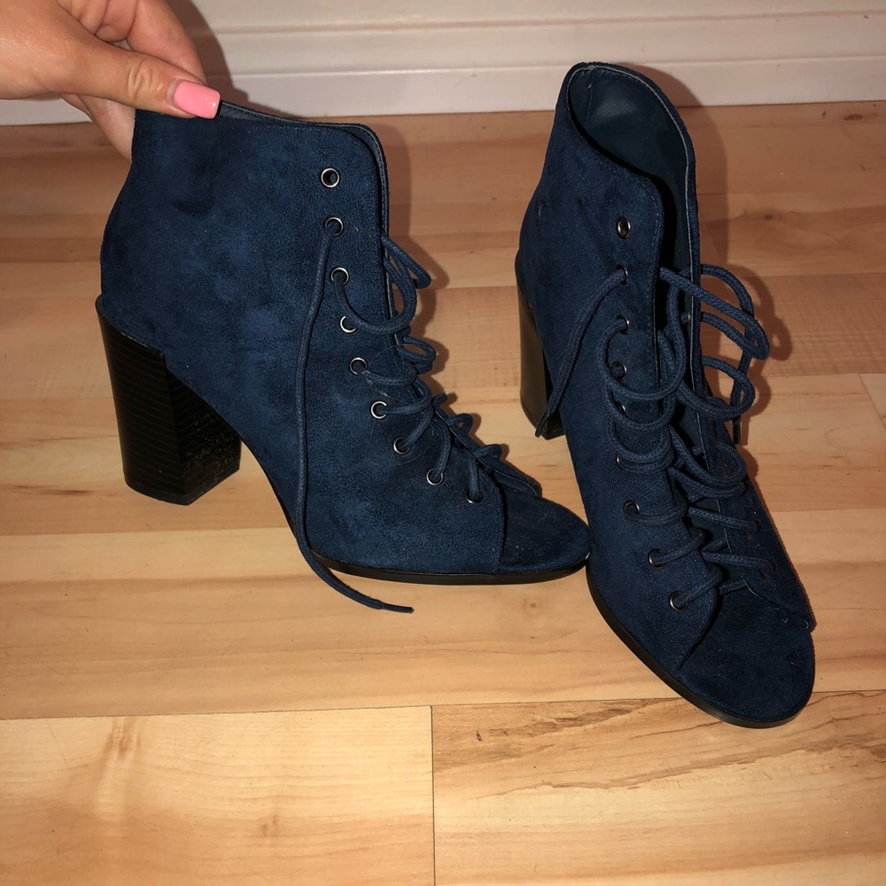 NEW Royal blue velvet heels with lace up front!!